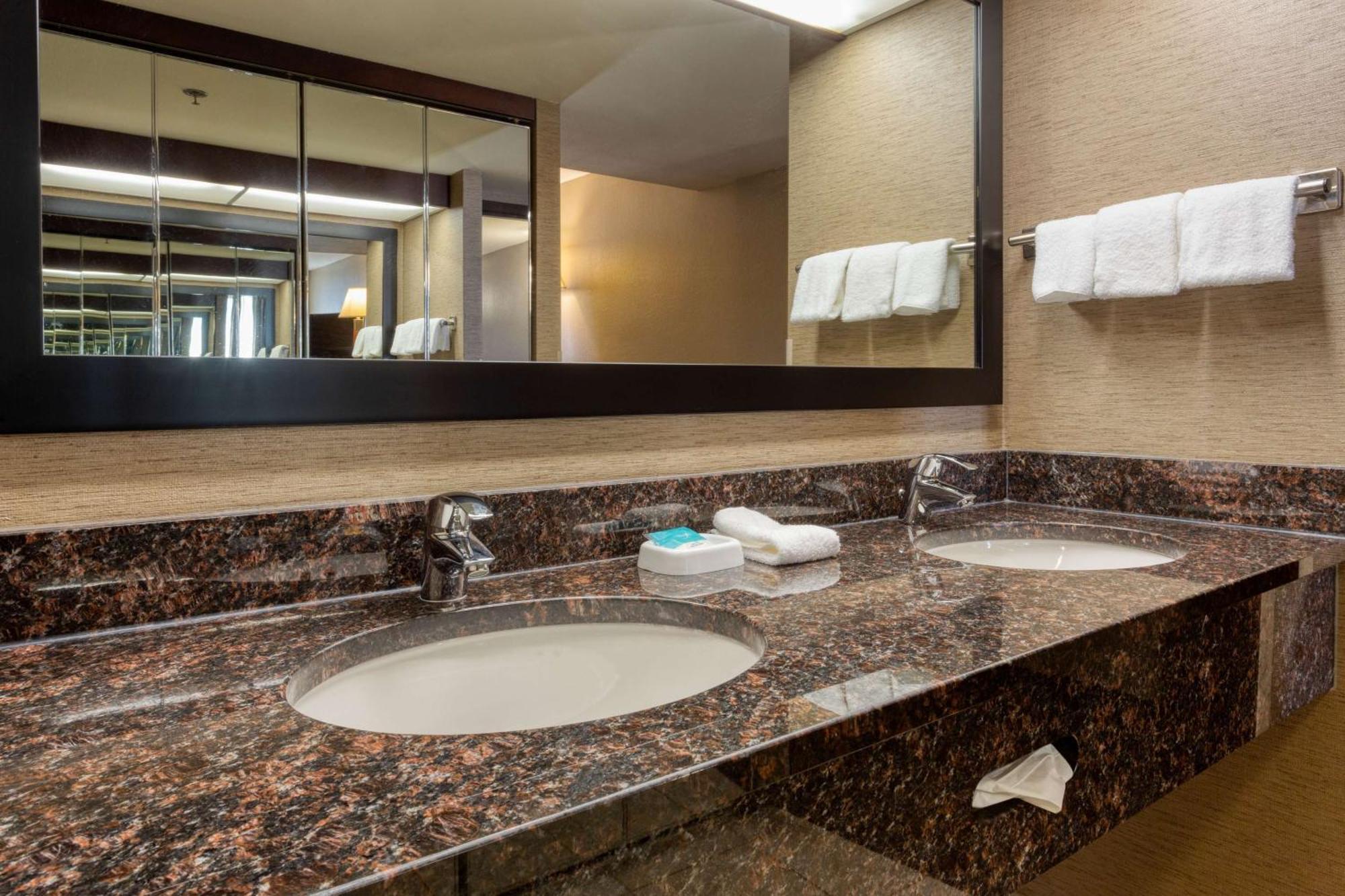 Drury Inn & Suites Atlanta Morrow Dış mekan fotoğraf